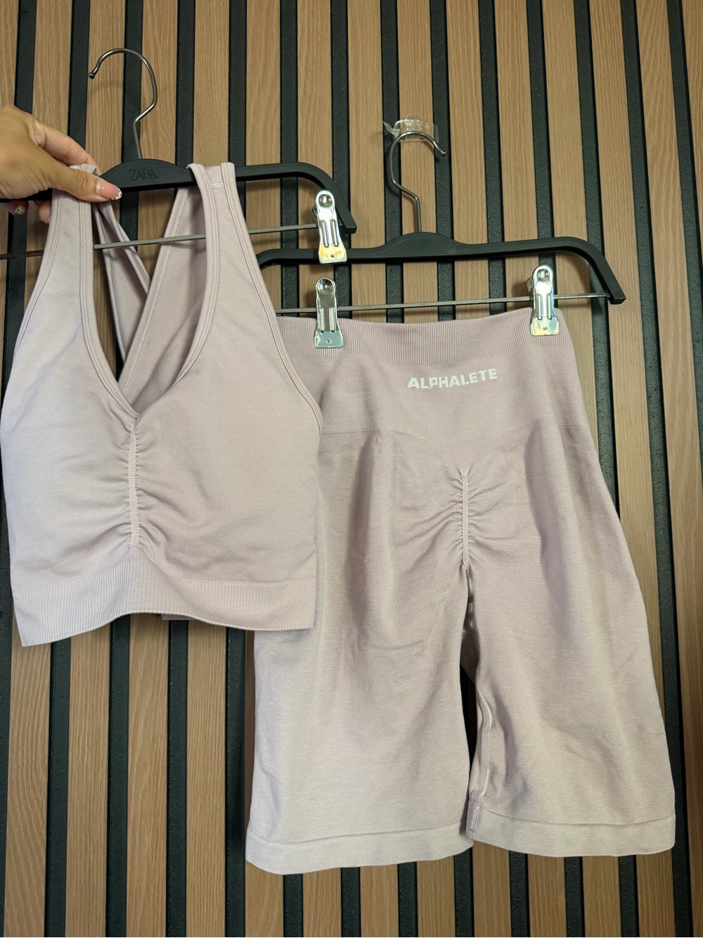 Alphalete Amplify Sports Bra & Biker Short Set
